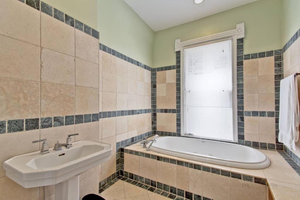 Historic Luxury Townhouse In Downtown Chicago Villa Bagian luar foto