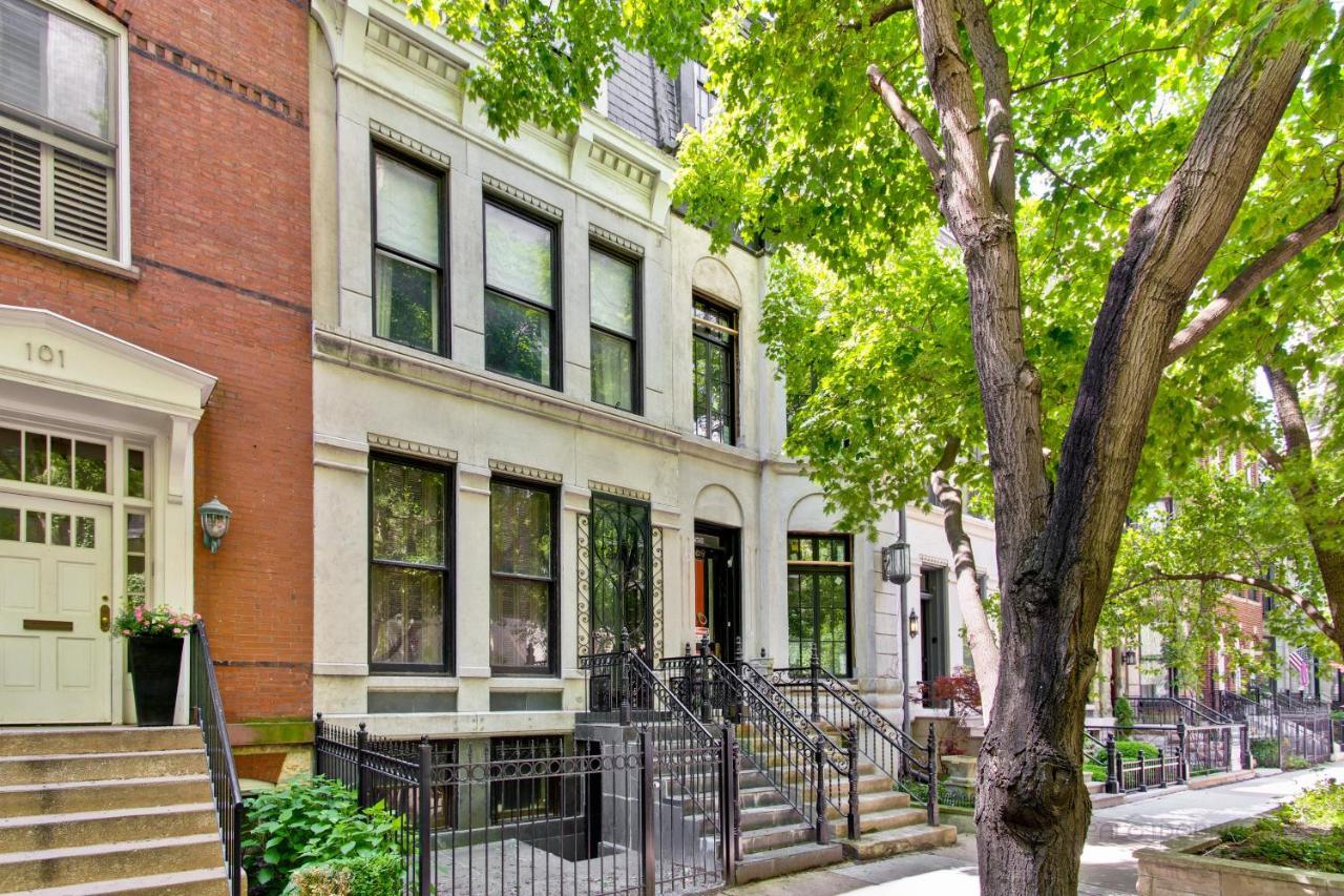 Historic Luxury Townhouse In Downtown Chicago Villa Bagian luar foto